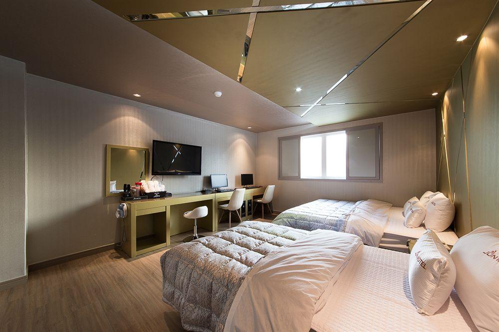Hotel JUNE Haeundae Busan Buitenkant foto