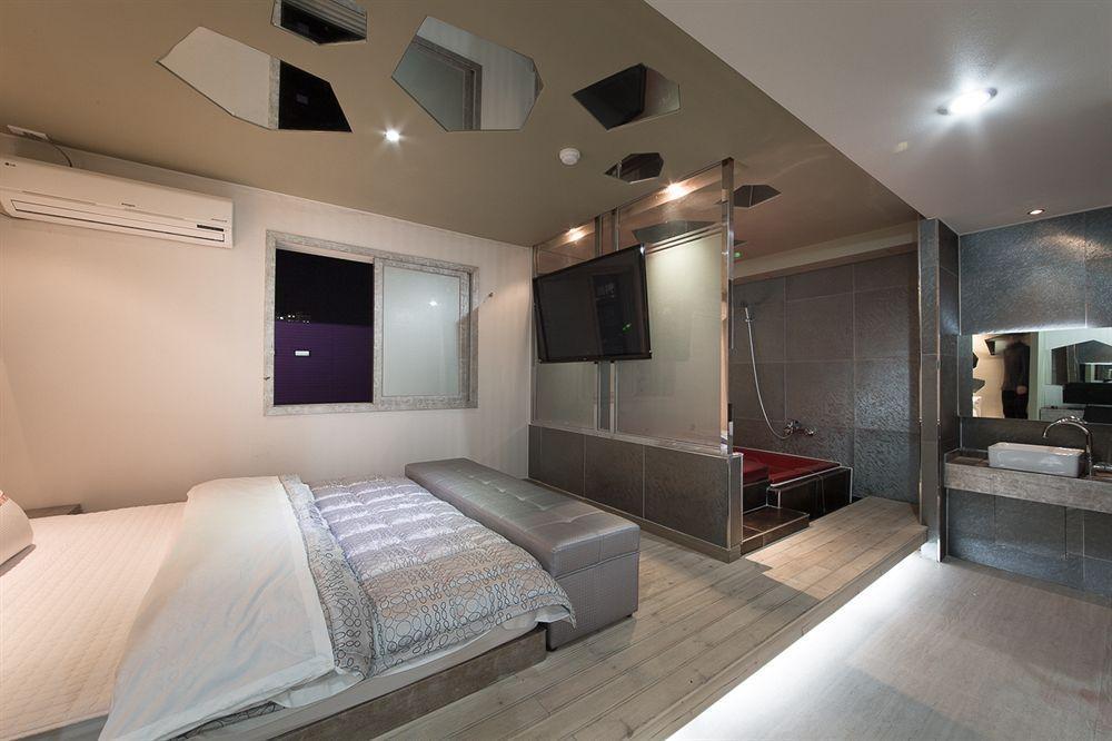 Hotel JUNE Haeundae Busan Buitenkant foto